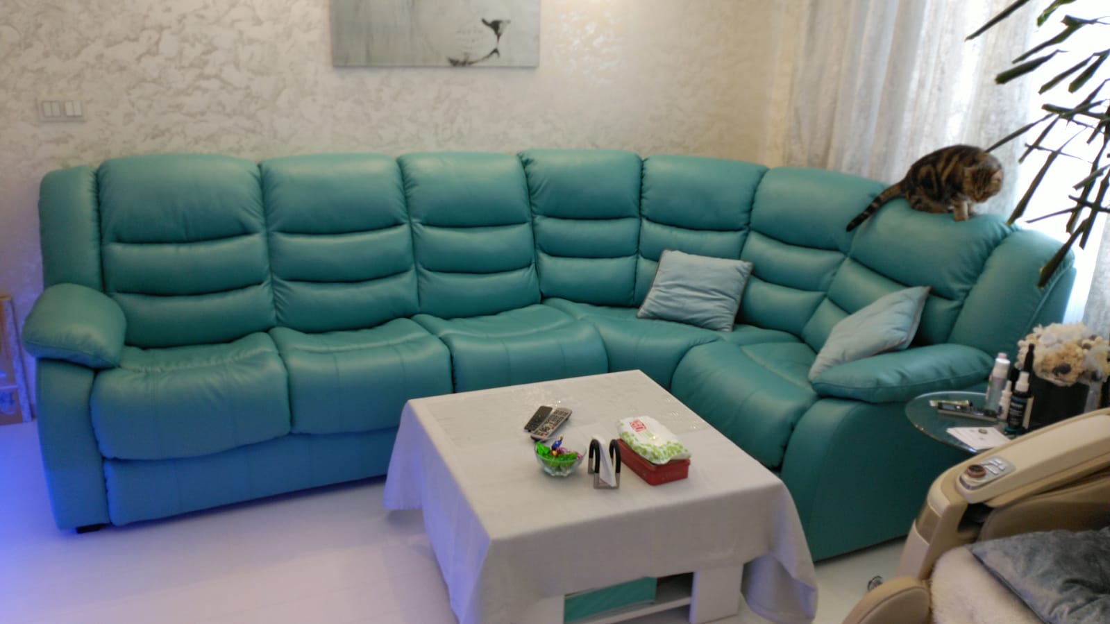 Перетяжка дивана на дому. Мураново