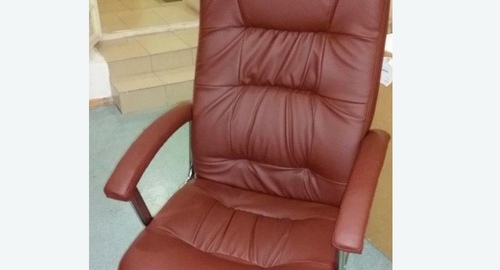 Обтяжка офисного кресла. Мураново